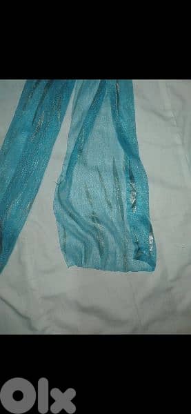 scarf blue with silver scarf  1=5$ or 3=13$ 3
