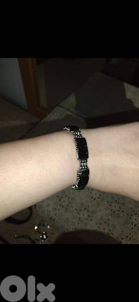 bracelet all black bracelets  1=7$ or 3=15$ 1