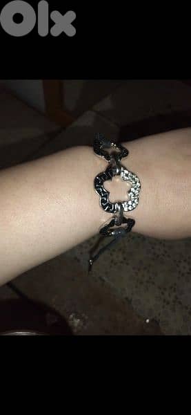 bracelet all black bracelets  1=7$ or 3=15$ 3