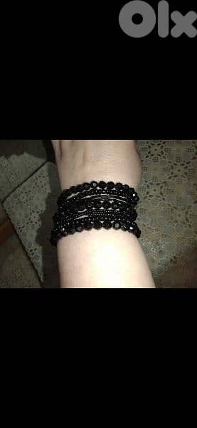 bracelet all black bracelets  1=7$ or 3=15$ 7
