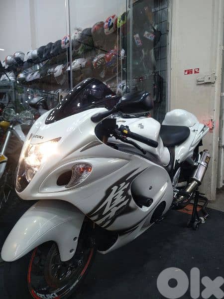 suzuki gsx1300r hayabusa 1300cc model 2010  29500klm 1
