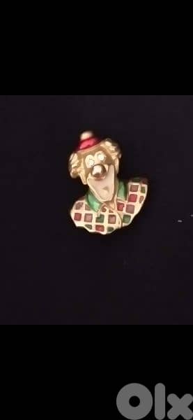 clown brooch gold with red and green vintage 2