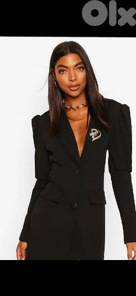 brooch 2 models gold colour 1=7$ or 3= 15$ 2