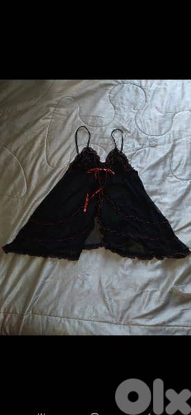 amis aswad ma3 ahmar s to xxxxL La Senza gift bag +1$ 3