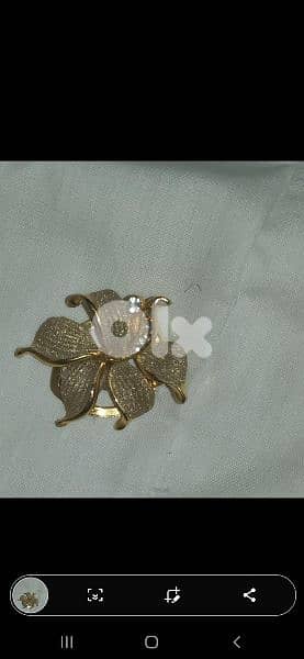 brooch gold flower 2