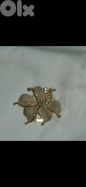 brooch gold flower 3