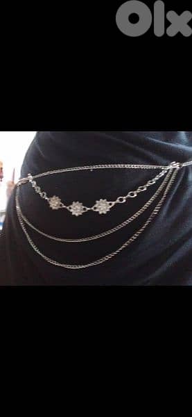 belt chains over pants 1