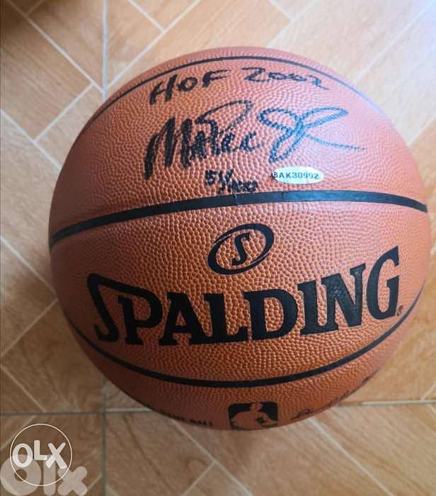 Magic johnson hologram authenticated nba spalding basketball ball 1
