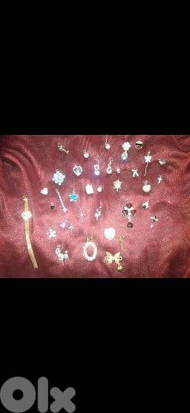 necklace pendant any 3 pendants =10$ 6