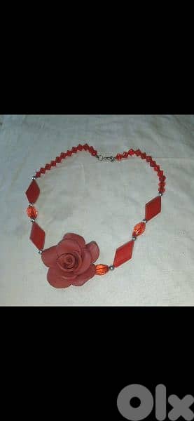 3a2ed lawnen aswad aw ahmar  1=7$ or 3=15$ 1