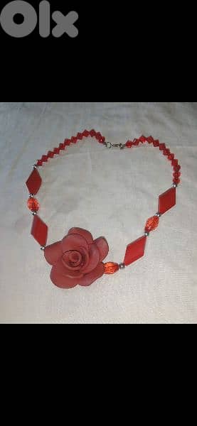 3a2ed lawnen aswad aw ahmar  1=7$ or 3=15$ 5