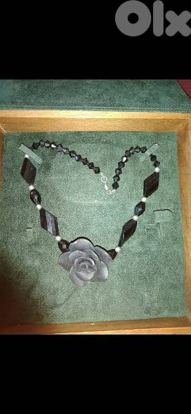 3a2ed lawnen aswad aw ahmar  1=7$ or 3=15$ 9