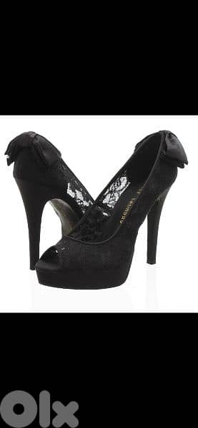 high heels Chinese Laundry size 39/40 worn once 1