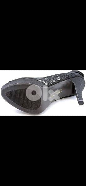 high heels Chinese Laundry size 39/40 worn once 3