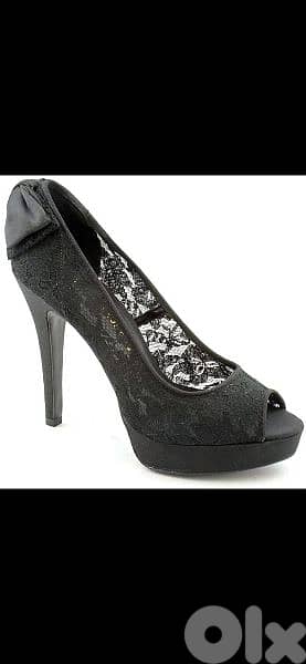 high heels Chinese Laundry size 39/40 worn once 4