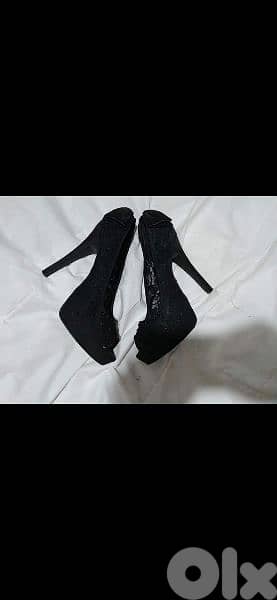high heels Chinese Laundry size 39/40 worn once 14
