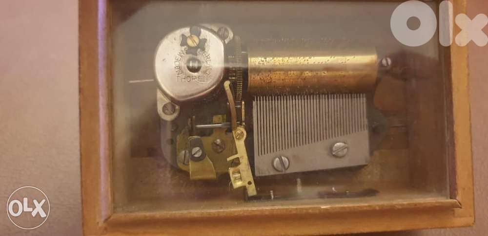 Antique collection Swiss made Thorne's music box 5