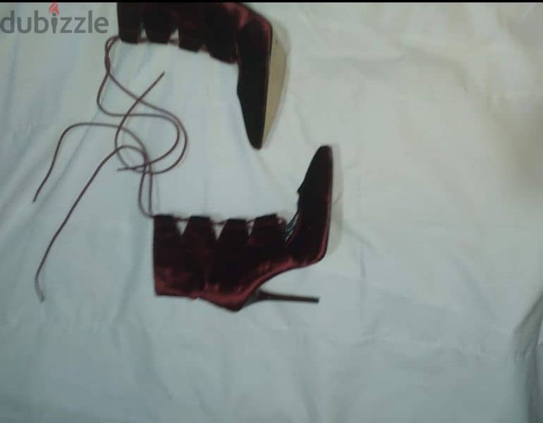 shoes burgundy shoes 39/40 worn one time 3