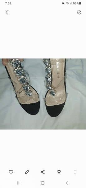 used once sandals 39/40 big stones 10