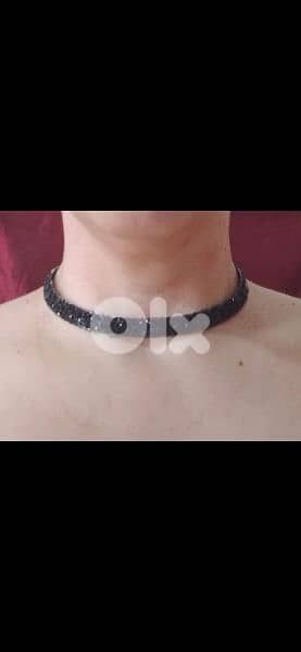 necklace choker black sequined or green army  1=5$ or 3=13$ 3