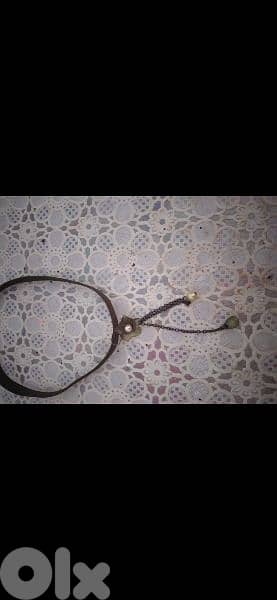 necklace choker black sequined or green army  1=5$ or 3=13$ 6