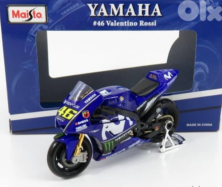 Yamaha YZR-M1 (Valentino Rossi 2018) diecast motorcycle model 1:18. 0
