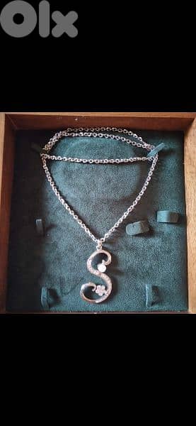 necklaces gold or silver tone 4