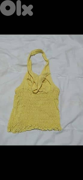 top halter neck top  1=7$ or 3=15$ 4