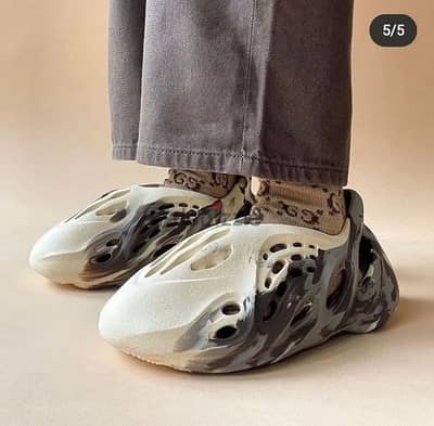 yeezy foam runner olx