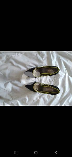 shoes black shinny stiletto neon trim 39/40 8