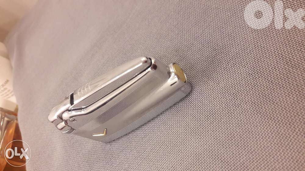 قداحه ديبونت ورونسون التنين بي 150او حسب سعر الصرف اليومي 5