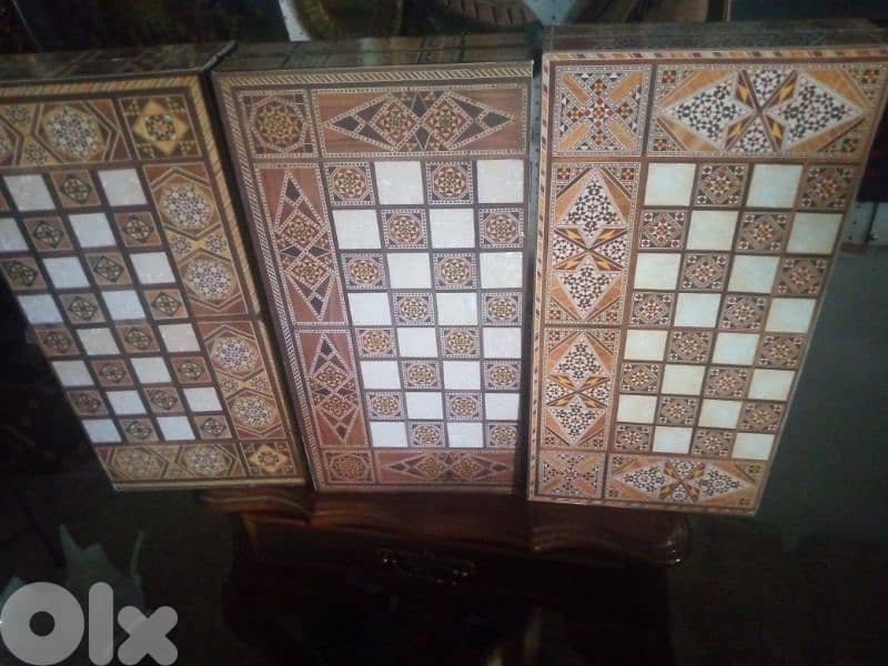 طاولة زهر مميزة عدة نقشات 2