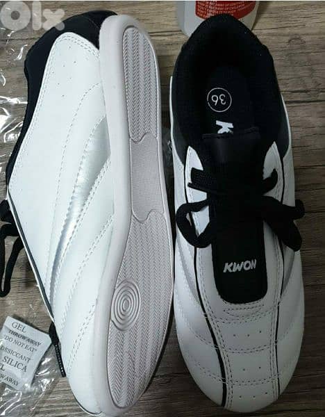 Taekwondo accessories 2 brands: P. A. P & KWON 7