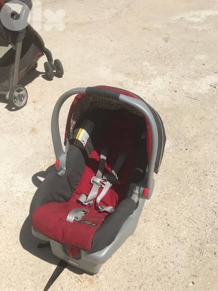 pousset w car seat  ( graco ) plus bombino car seat 5