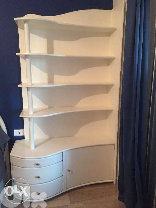 Etagere en bois massif 0