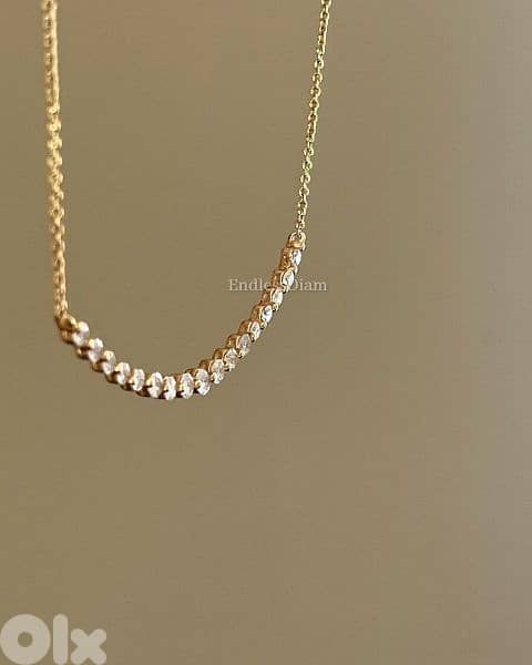 necklace gold tone with strass stones 1