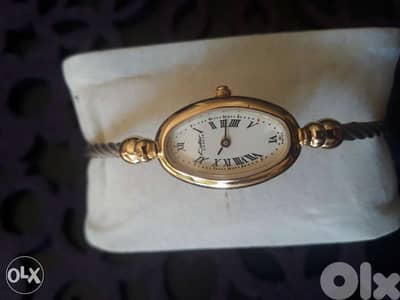 ساعه كولبير سويسريه حسب الصرف