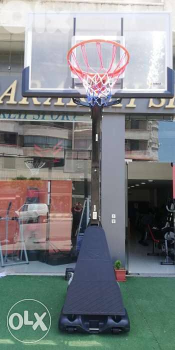 Now 480$ before 600$ movable basketball hoop (Spalding) 1