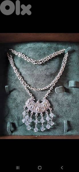 long chain glass transparent pendant 4