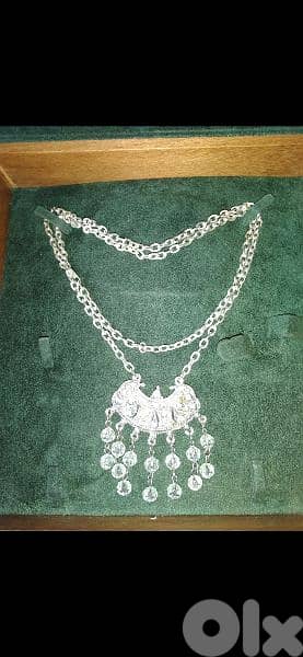 long chain glass transparent pendant 5