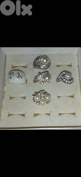 ring pick any 3 rings 15$ 1