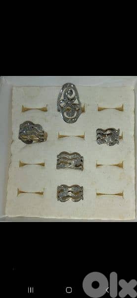 ring pick any 3 rings 15$ 10