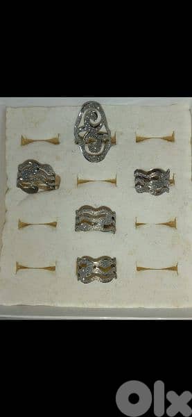 ring pick any 3 rings 15$ 11