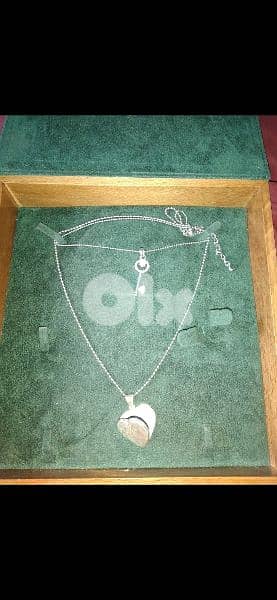 necklace silver pendant heart open box 5
