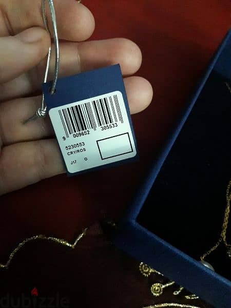 Swarovski forward y necklace authentic 2