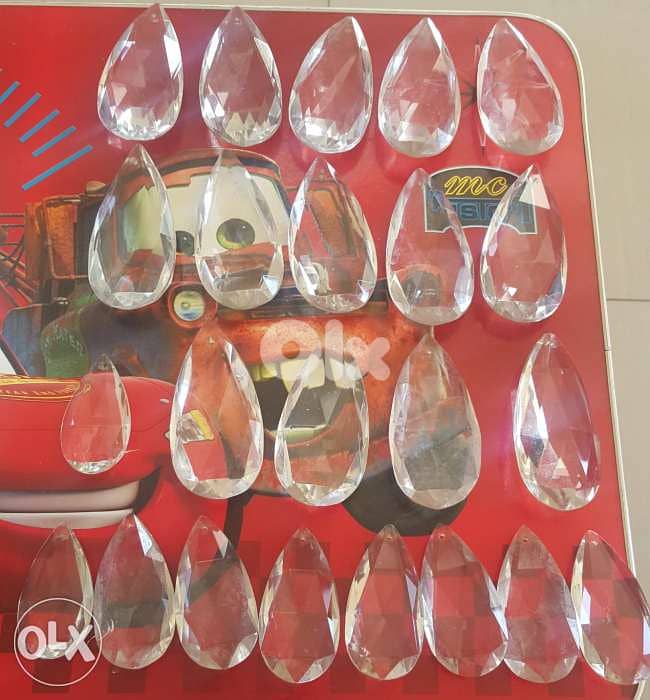 شمعدانات كريستال ثريات تشيكي اصلي . قديم جدا. للجادين فقط 2