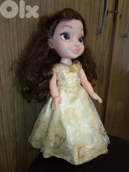 PRINCESS BELLE Disney ANIMATOR Great doll in own dress+Shoes +necklace 6