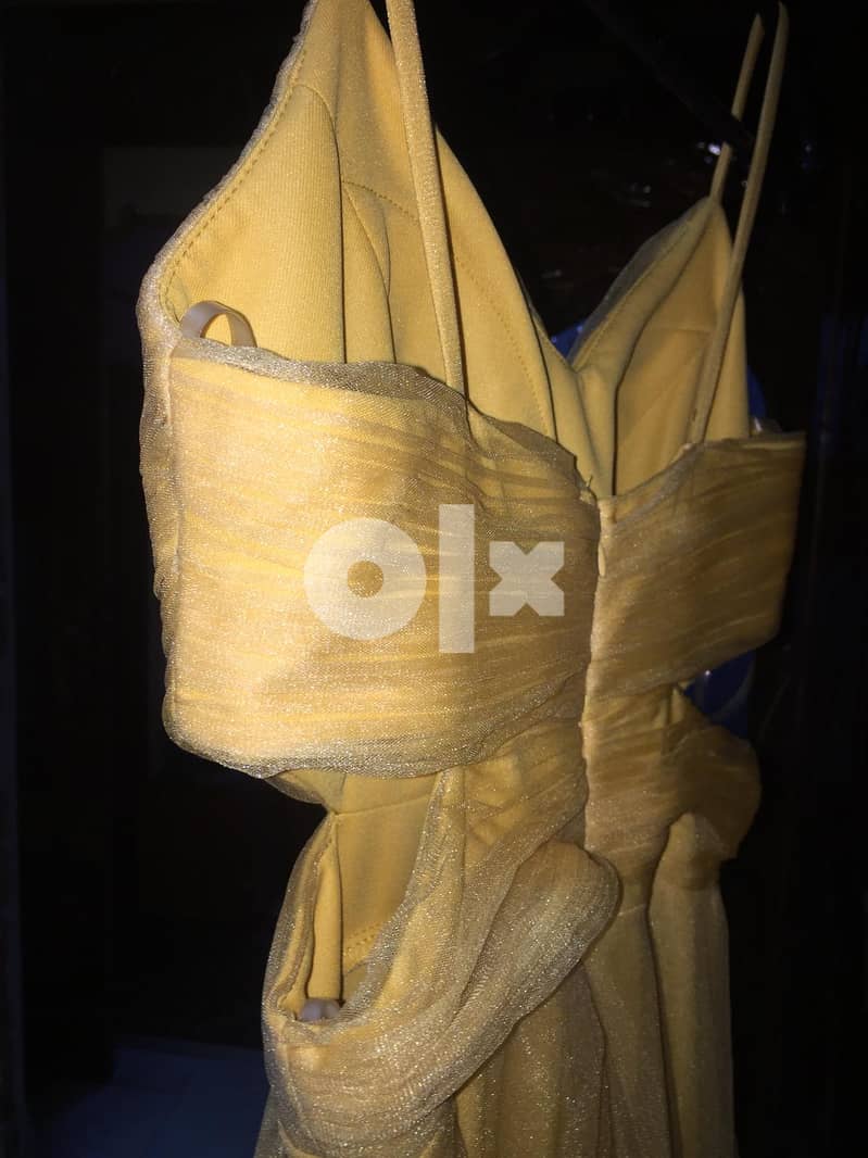 Yellow evening dress 1