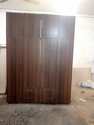 خزانة اربع درف طابقين جديد