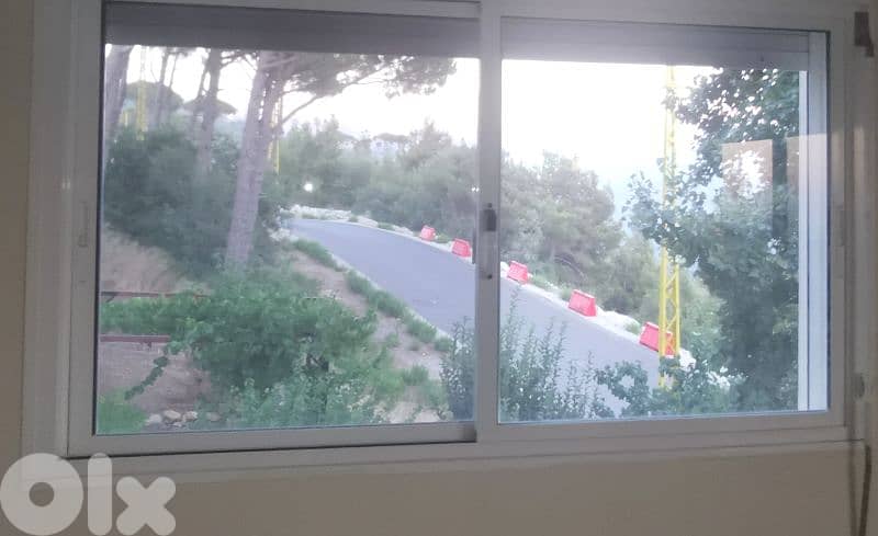 branded new Aluminium sedim 2000 2 doors + 4 windows+ 1 taka ألومينويم 3